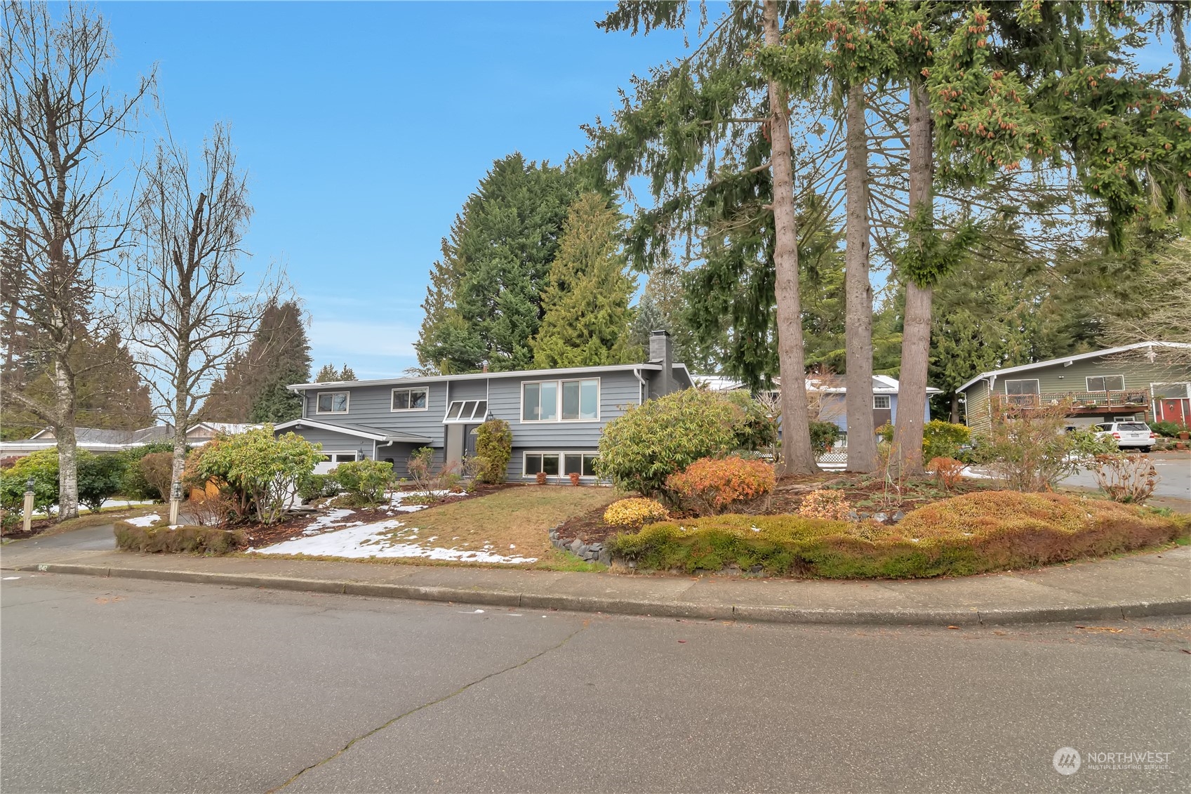 10412 Northeast 196th Street Bothell, WA 98011 - Photo 2 of 2 Gallery Image 2