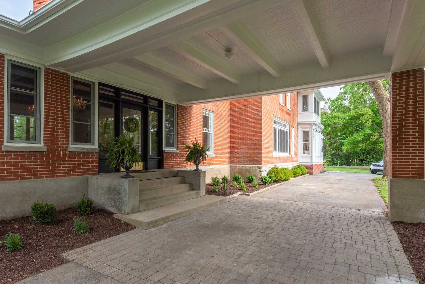 31W141 Army Trail Road Wayne, IL 60184 - Photo 5 of 63 a view of a house with backyard and porch