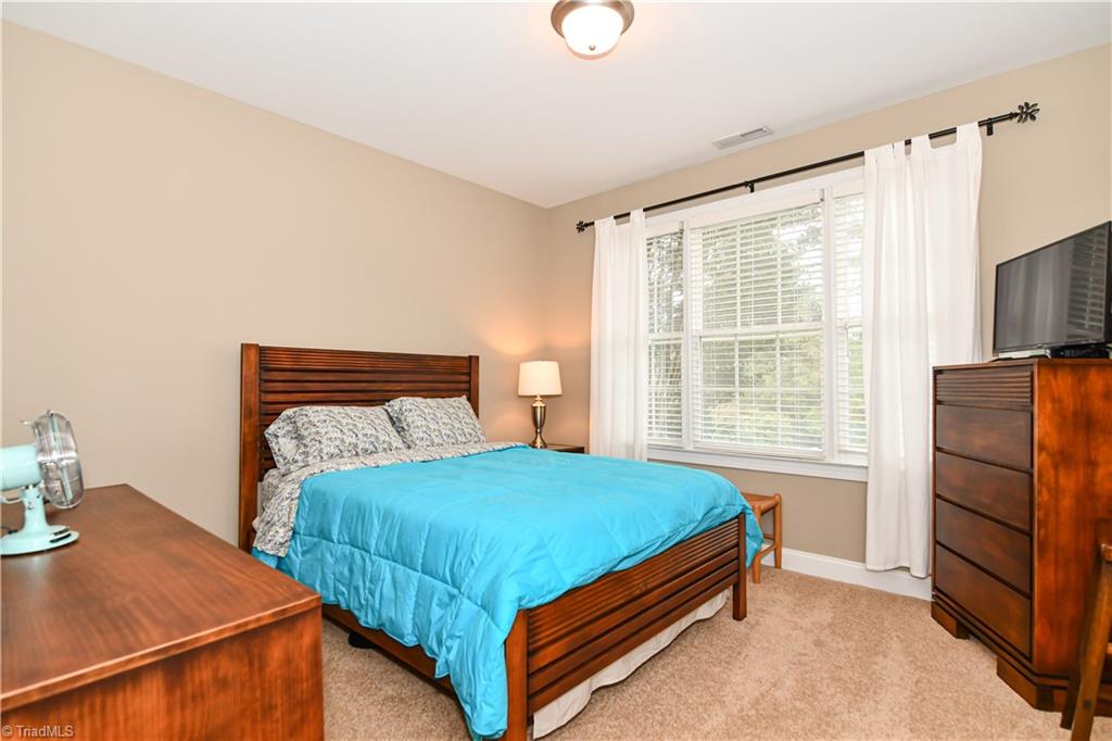1702 Gentry Court High Point, NC 27265 - Photo 21 of 30 Gallery Image 21