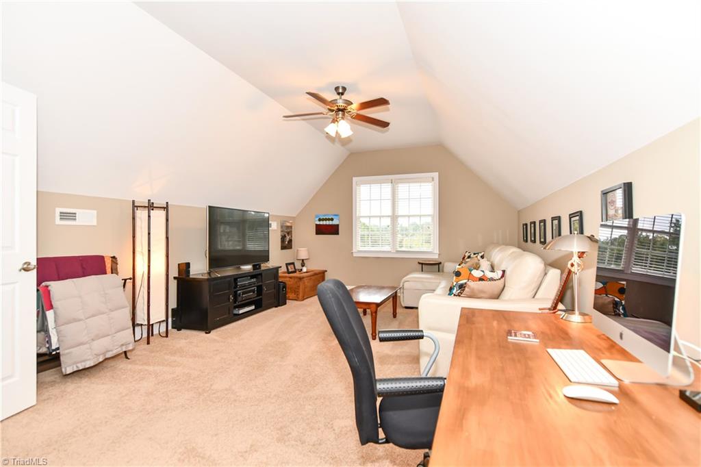 1702 Gentry Court High Point, NC 27265 - Photo 24 of 30 Gallery Image 24