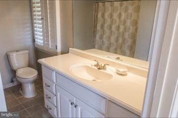774 Russell Road Berryville, VA 22611 - Photo 13 of 20 Bath