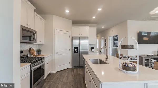 $593,990 | 1420 Silk Run, Breinigsville, PA 18031