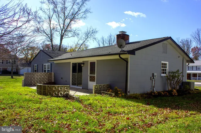 a front view of house with yard