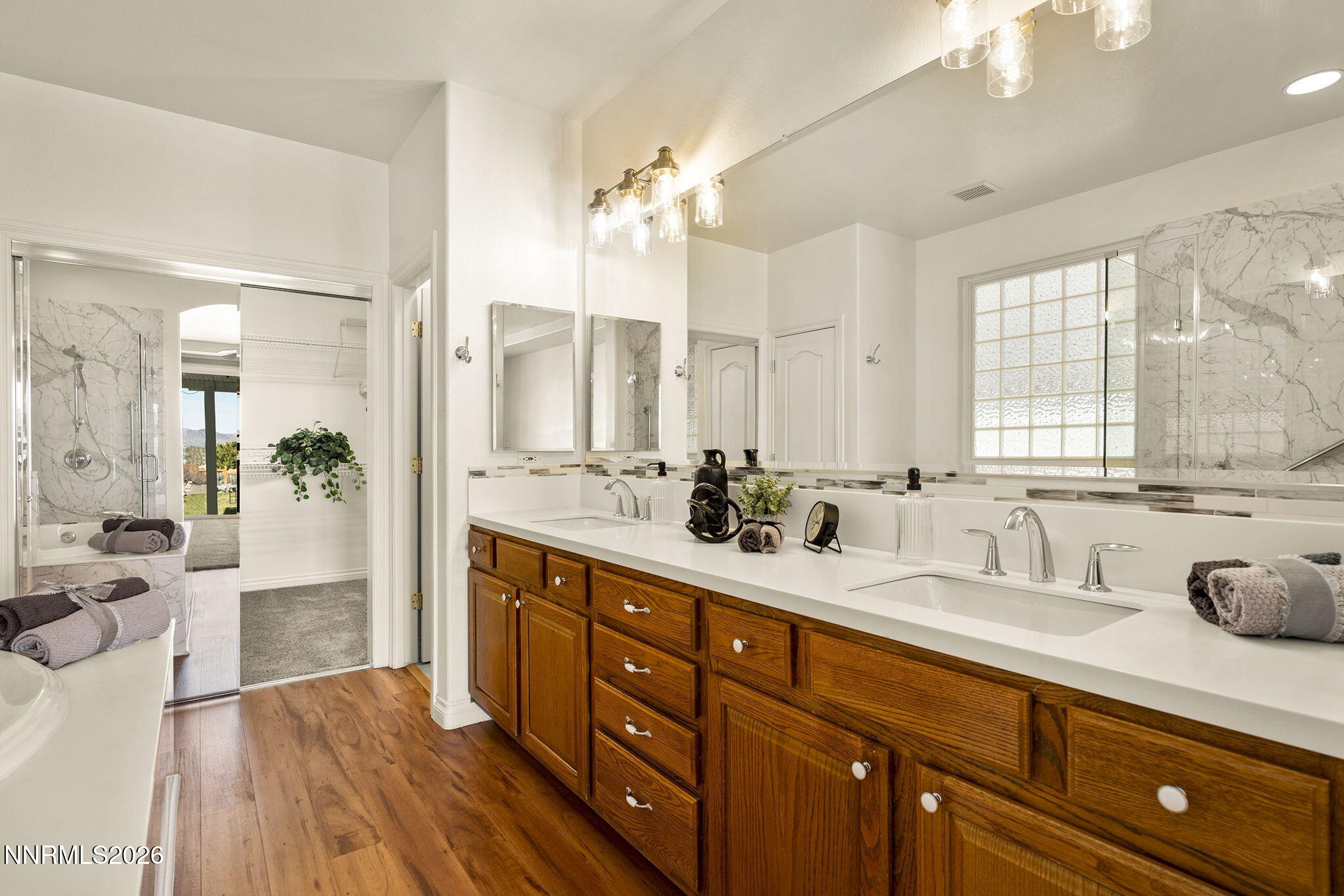 2840 Falcon Ridge Drive Sparks, NV 89436 - Photo 14 of 32 20-web-or-mls-_DSC2587