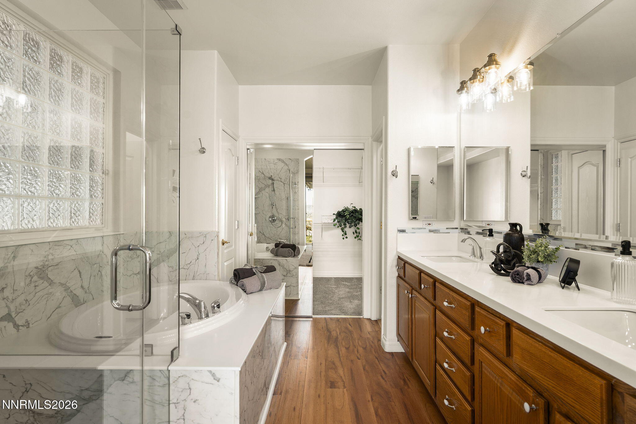 2840 Falcon Ridge Drive Sparks, NV 89436 - Photo 15 of 32 21-web-or-mls-_DSC2577