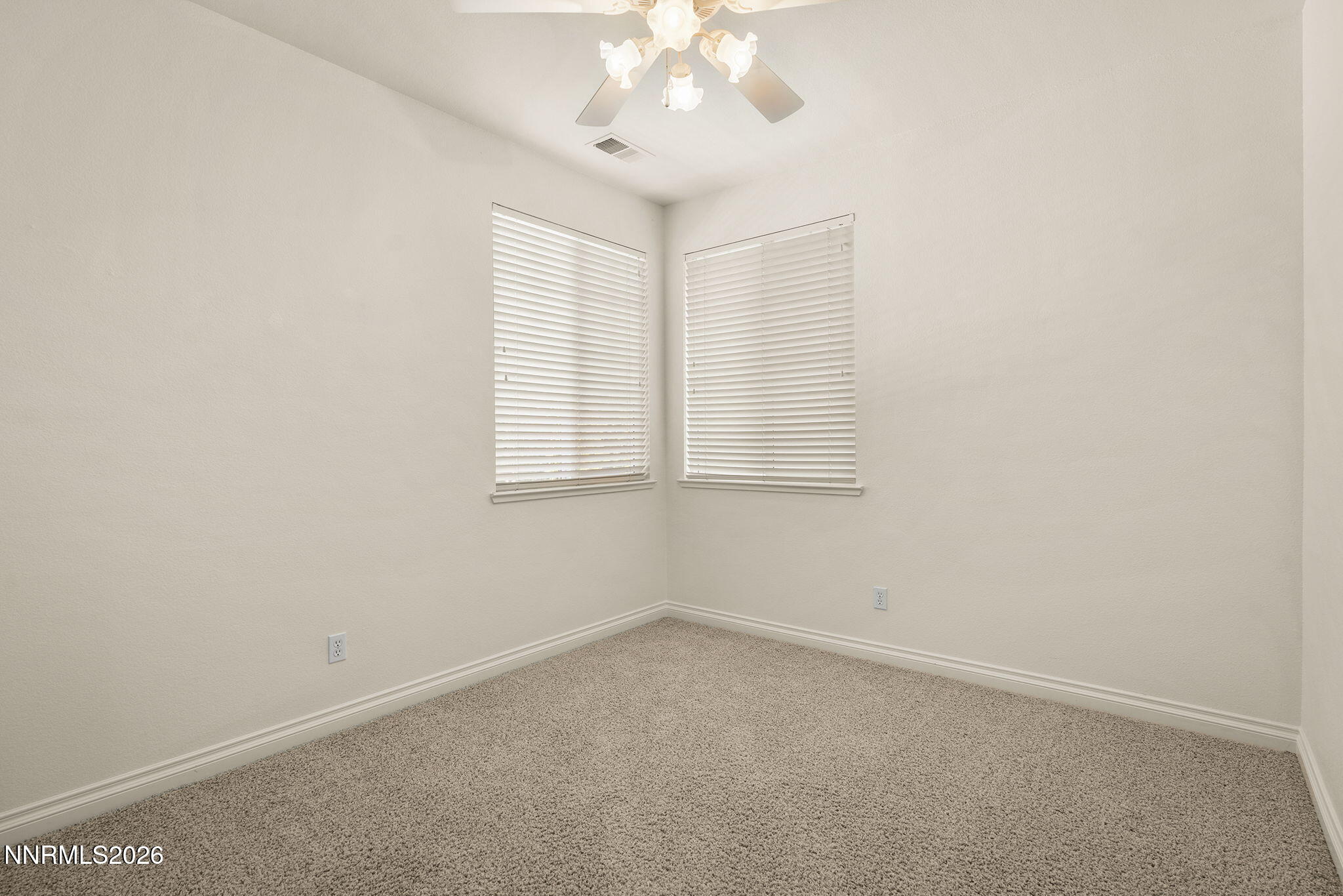 2840 Falcon Ridge Drive Sparks, NV 89436 - Photo 25 of 32 27-web-or-mls-_DSC2617