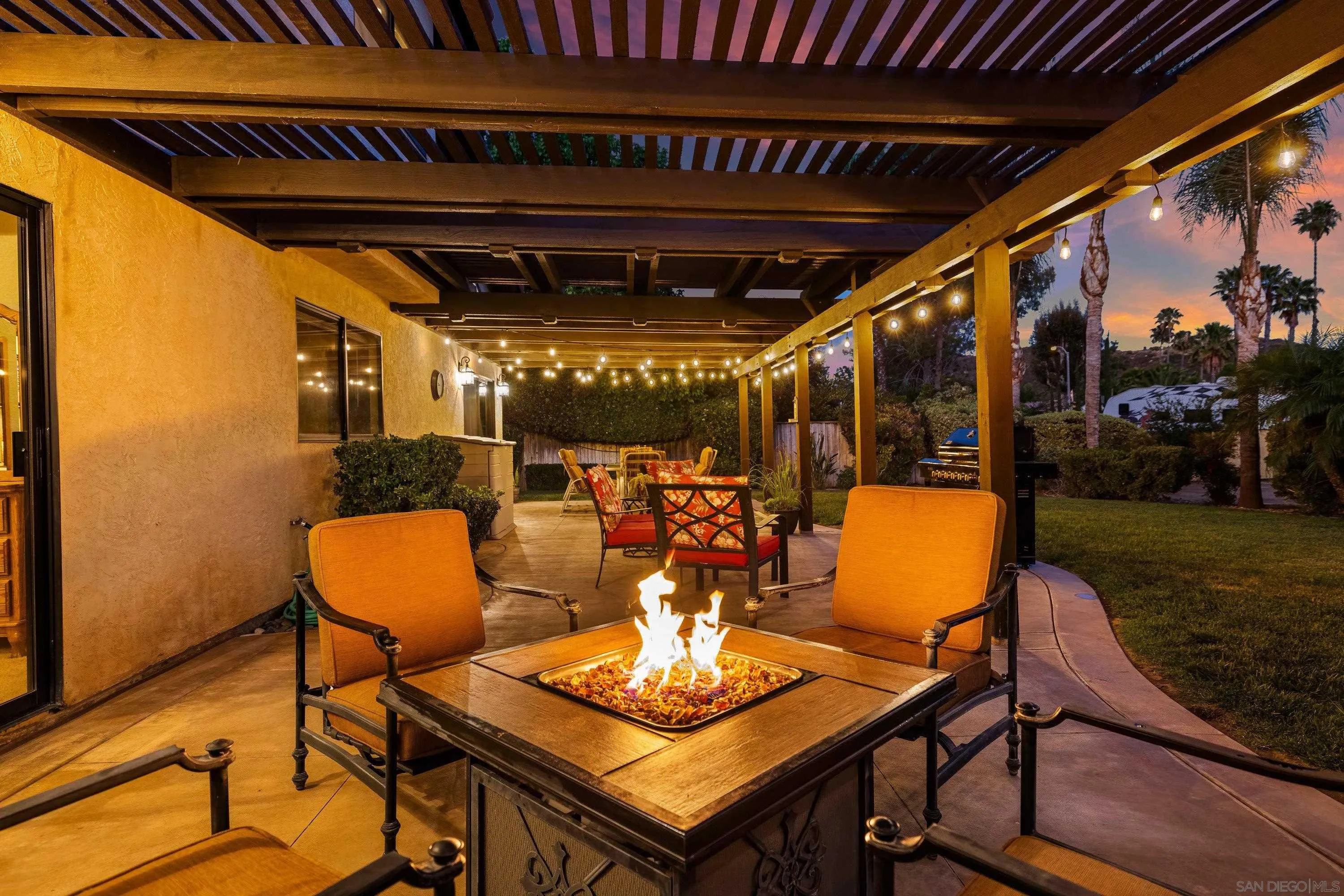 23549 Oriente Way Ramona, CA 92065 - Photo 4 of 58