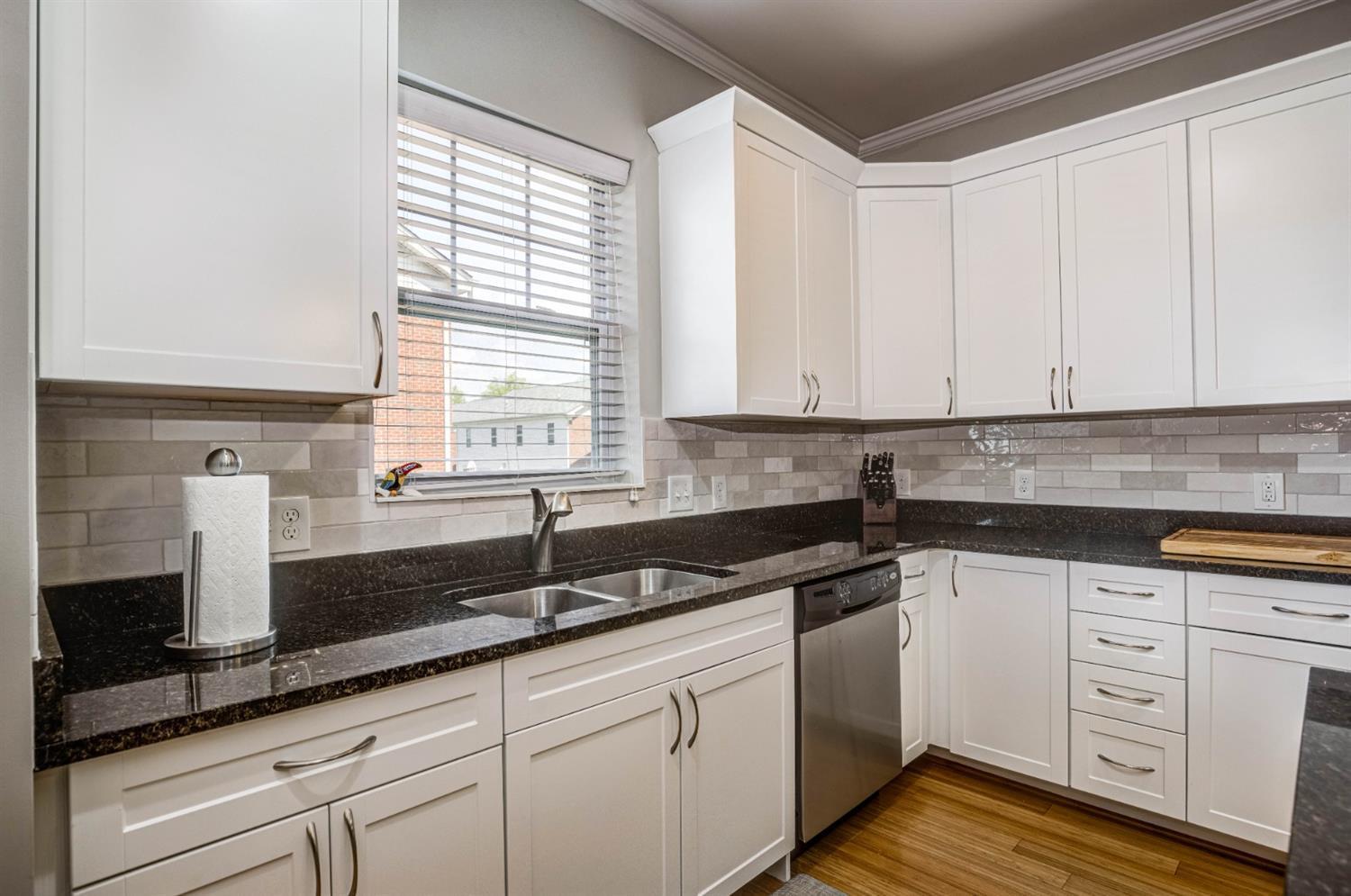 3376 Wasson Road Cincinnati, OH 45209 - Photo 11 of 47 Gallery Image 11
