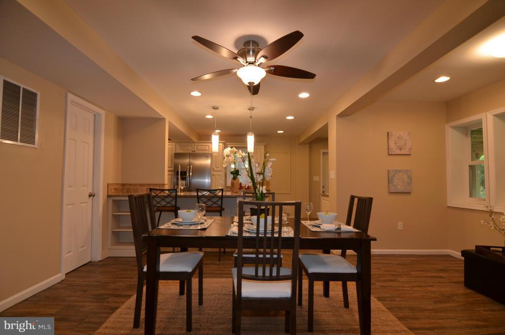 12404 Purcell Road Manassas, VA 20112 - Photo 4 of 23 Dining Room