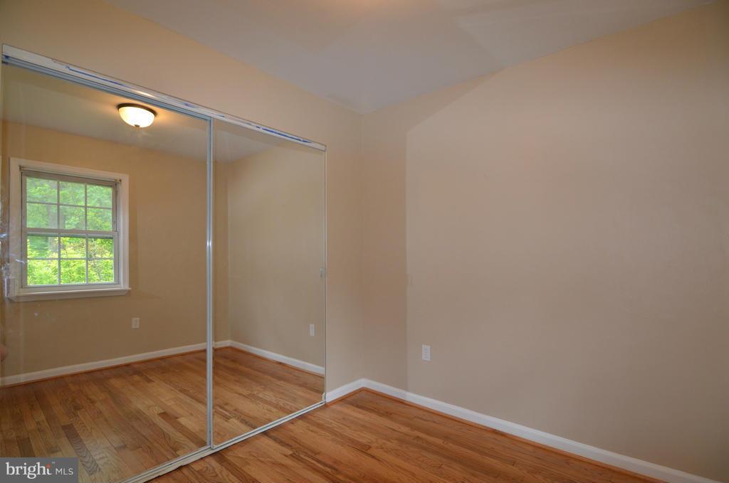 12404 Purcell Road Manassas, VA 20112 - Photo 10 of 23 Bedroom