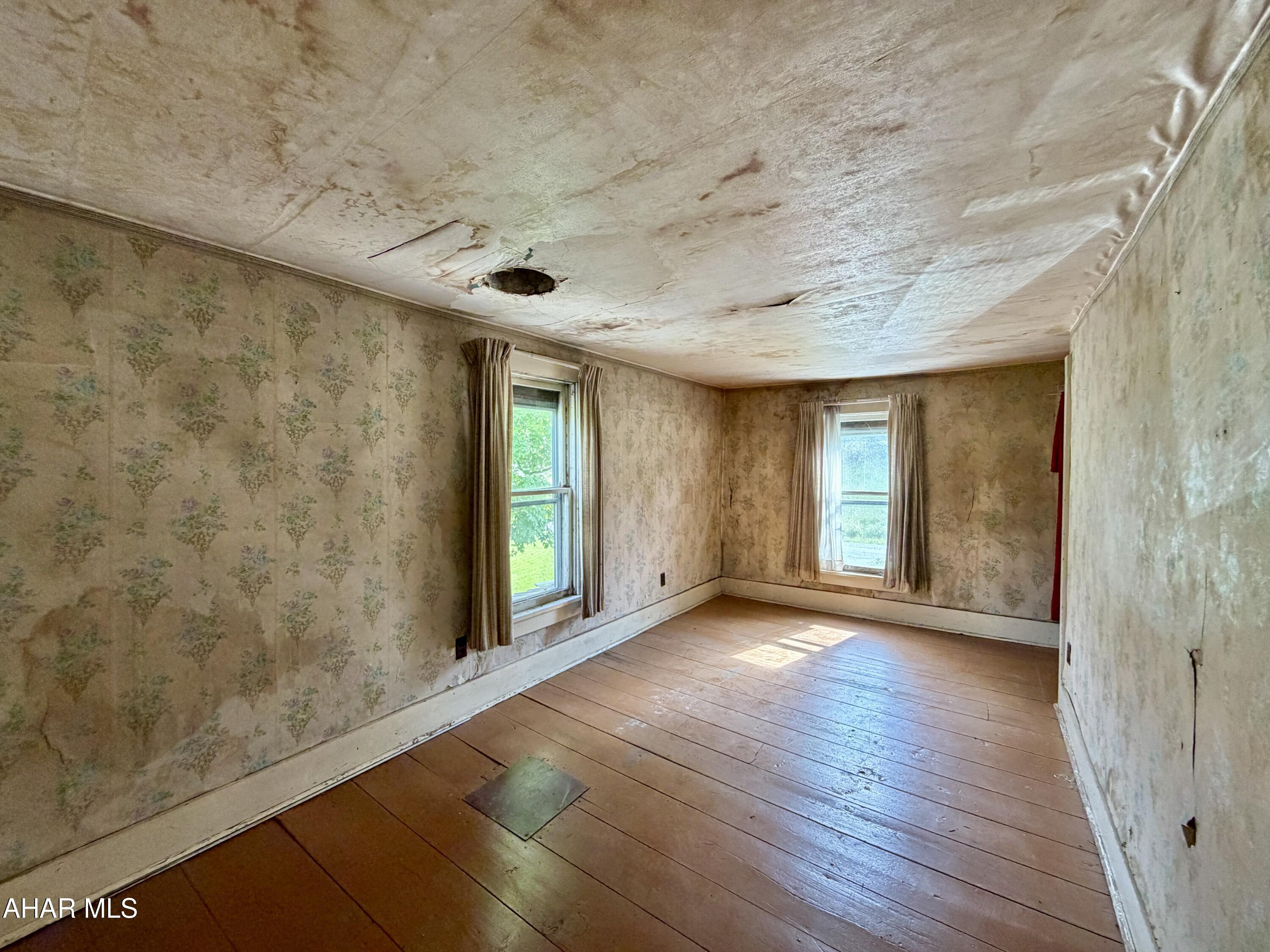 595 Adams Run Road Bedford, PA 15522 - Photo 22 of 39
