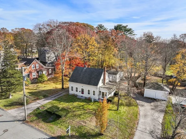 $769,000 | 29 Broad Street, Plainville, MA 02762