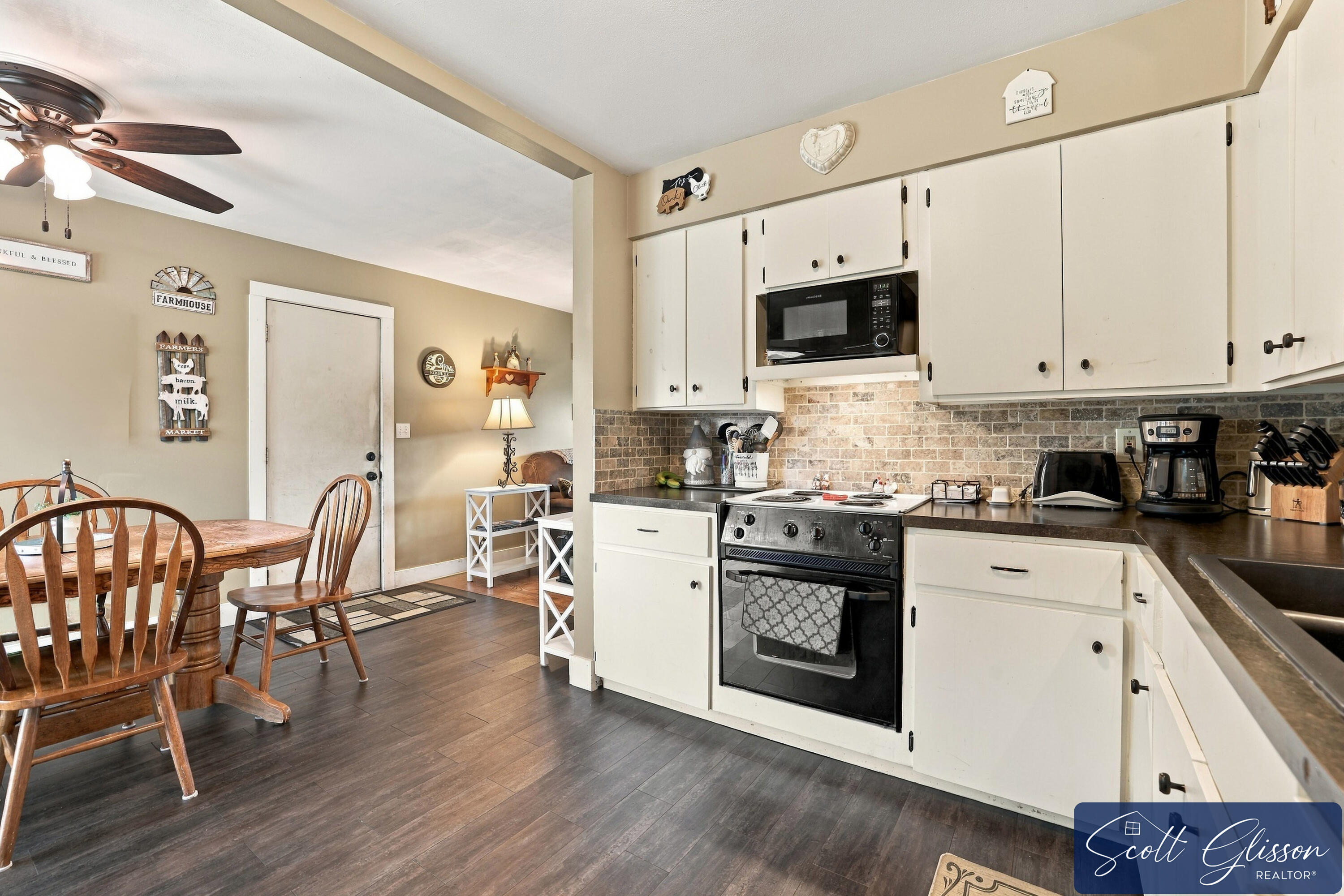 2969 Bauer Road Jenison, MI 49428 - Photo 18 of 43 2969 bauer rd_035