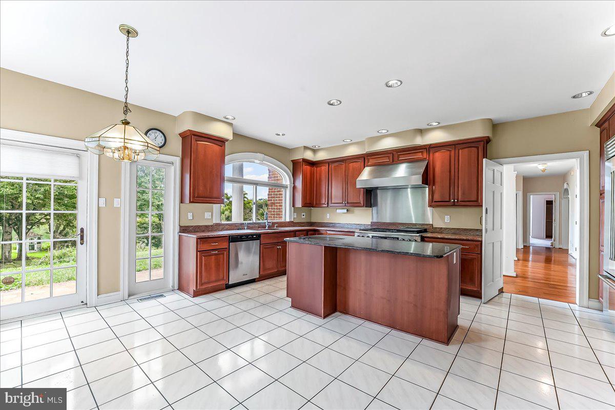1015 Lambourne Road West Chester, PA 19382 - Photo 16 of 69 Kitchen with door to back yard