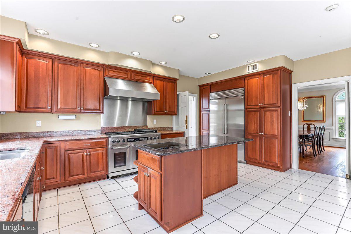 1015 Lambourne Road West Chester, PA 19382 - Photo 17 of 69 Gourmet Kitchen