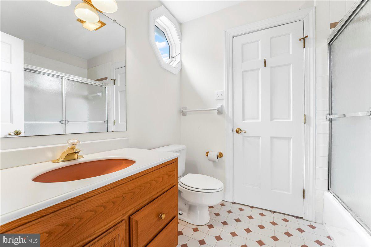 1015 Lambourne Road West Chester, PA 19382 - Photo 38 of 69 "Jack n Jill" bath between Bedrooms #2 and #3