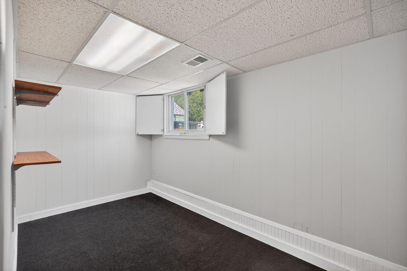 4202 Yates Road Beltsville, MD 20705 - Photo 23 of 31 Lower level den or office.
