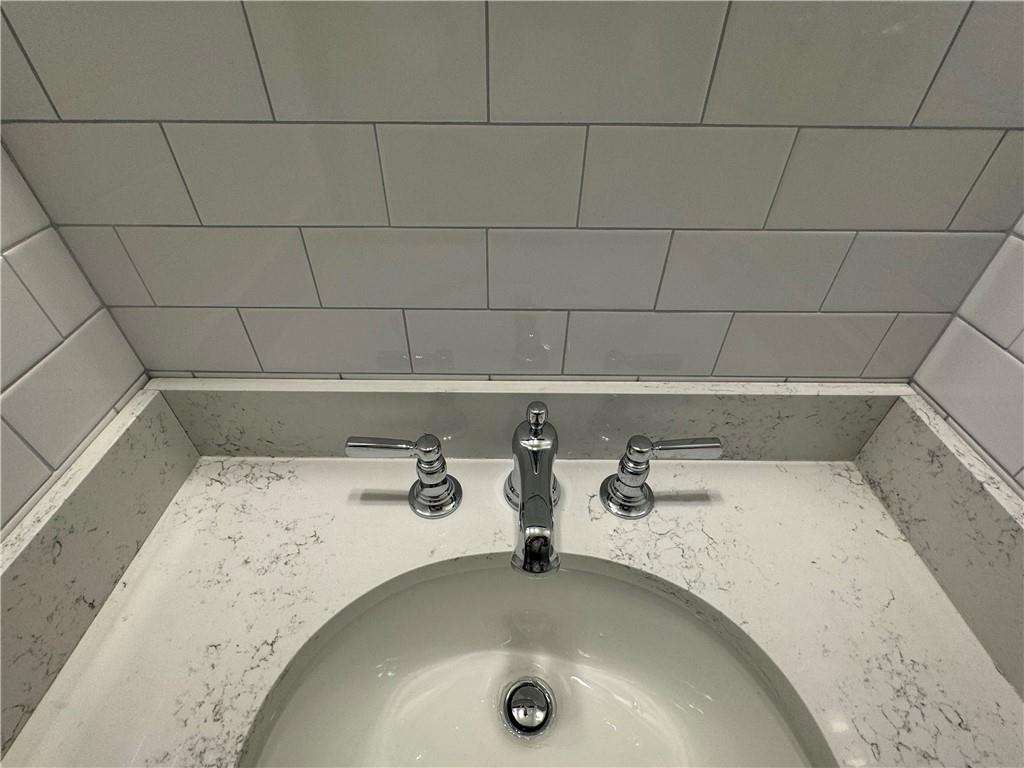 2190 Boston Road, Unit 3H Bronx, NY 10462 - Photo 14 of 17 Kohler Polished Chrome Fixtures, Quartz counter