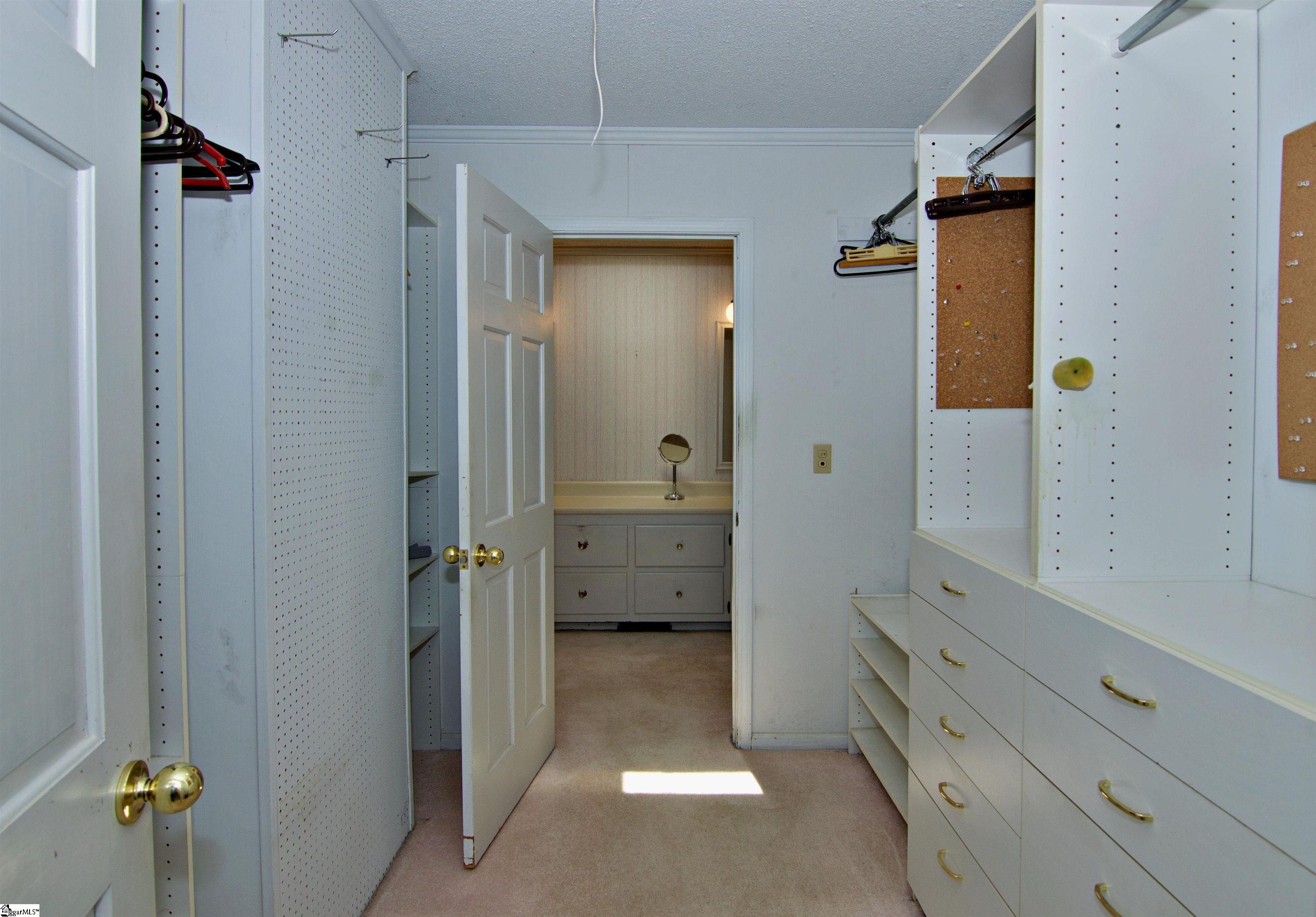 11051 Lake Ridge Lane Seneca, SC 29672 - Photo 12 of 48 Gallery Image 12
