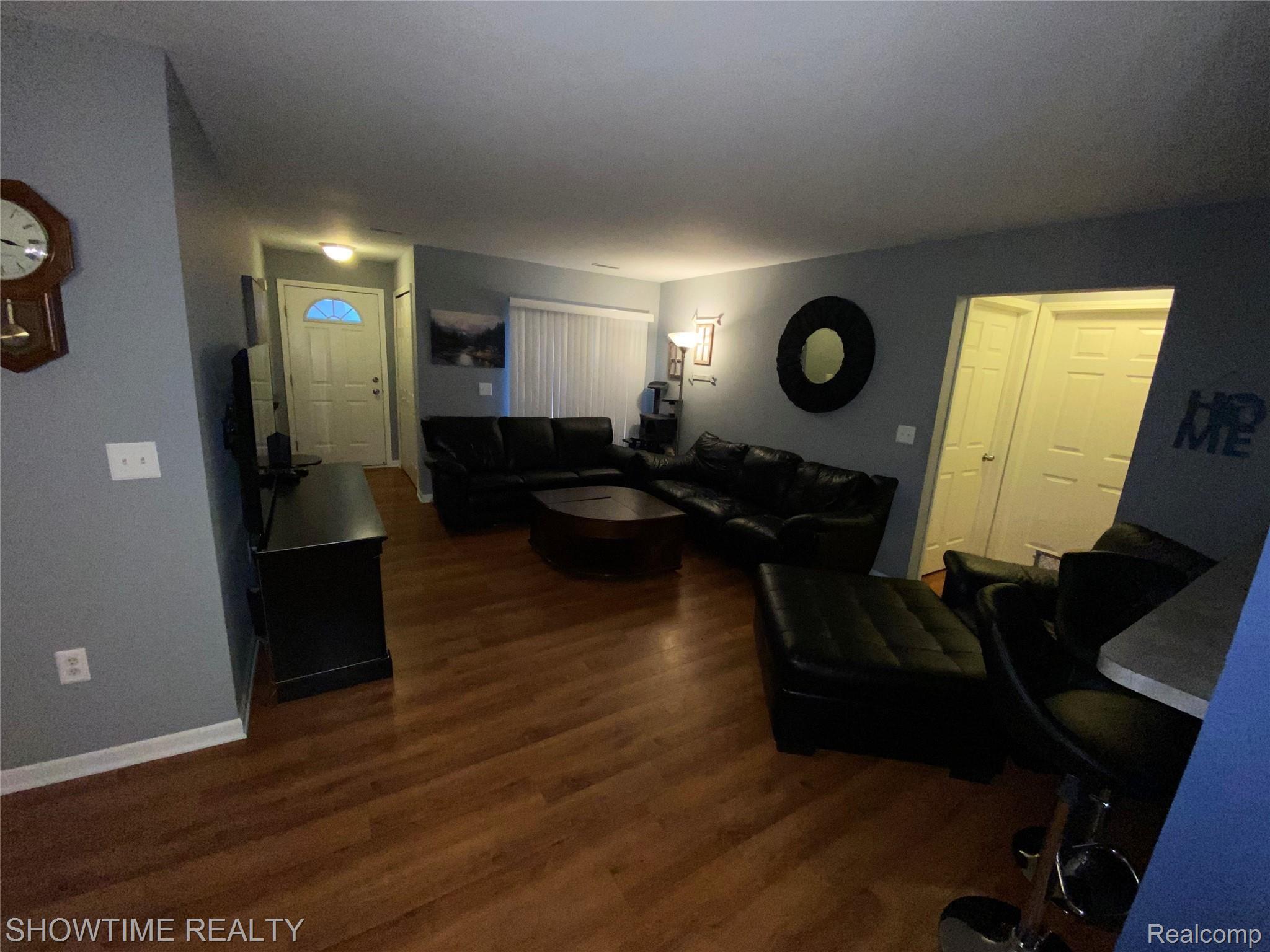 20618 Dunham Road Clinton Township, MI 48038 - Photo 6 of 20 tempImage5hrezc.jpg