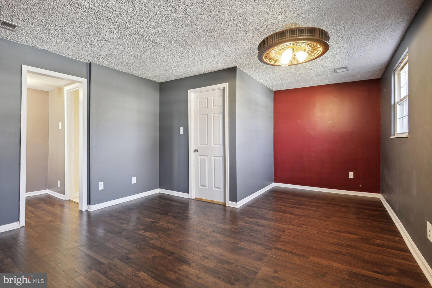 120 North Garfield Road Sterling, VA 20164 - Photo 14 of 19 Lower Level Suite or Recreational Room