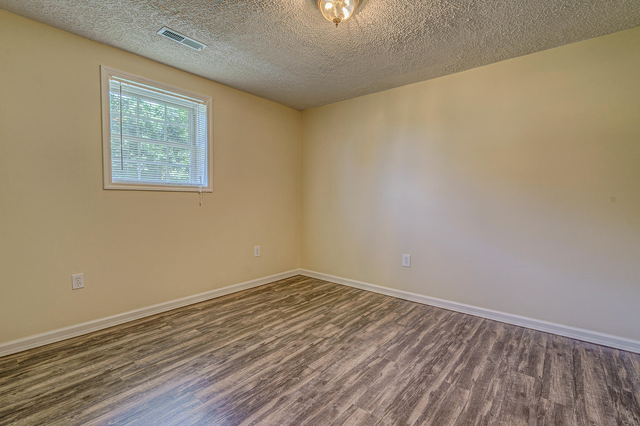 976 Bonbrook Mill Road Rocky Mount, VA 24151 - Photo 22 of 39 22-976 Bon Brook Mill 022
