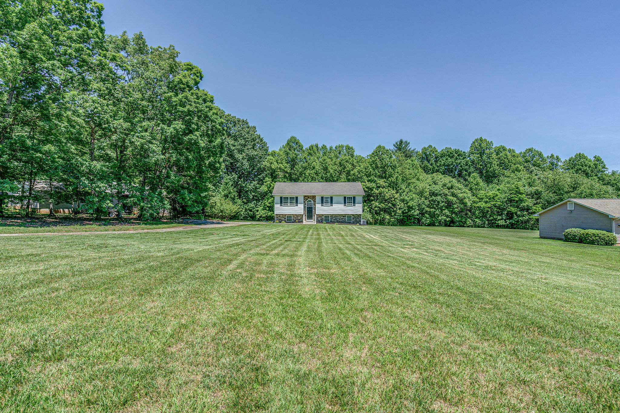 976 Bonbrook Mill Road Rocky Mount, VA 24151 - Photo 37 of 39 37-976 Bon Brook Mill 037