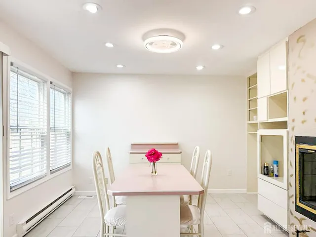 $2,600 | 167 E Concordia Circle, Monroe Township, NJ 08831