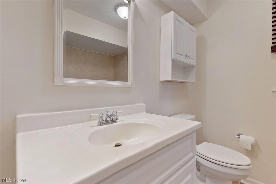 29302 White Road Wickliffe, OH 44092 - Photo 21 of 35 Gallery Image 21