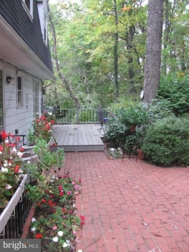 7109 Devonshire Road Alexandria, VA 22307 - Photo 12 of 17 Patio