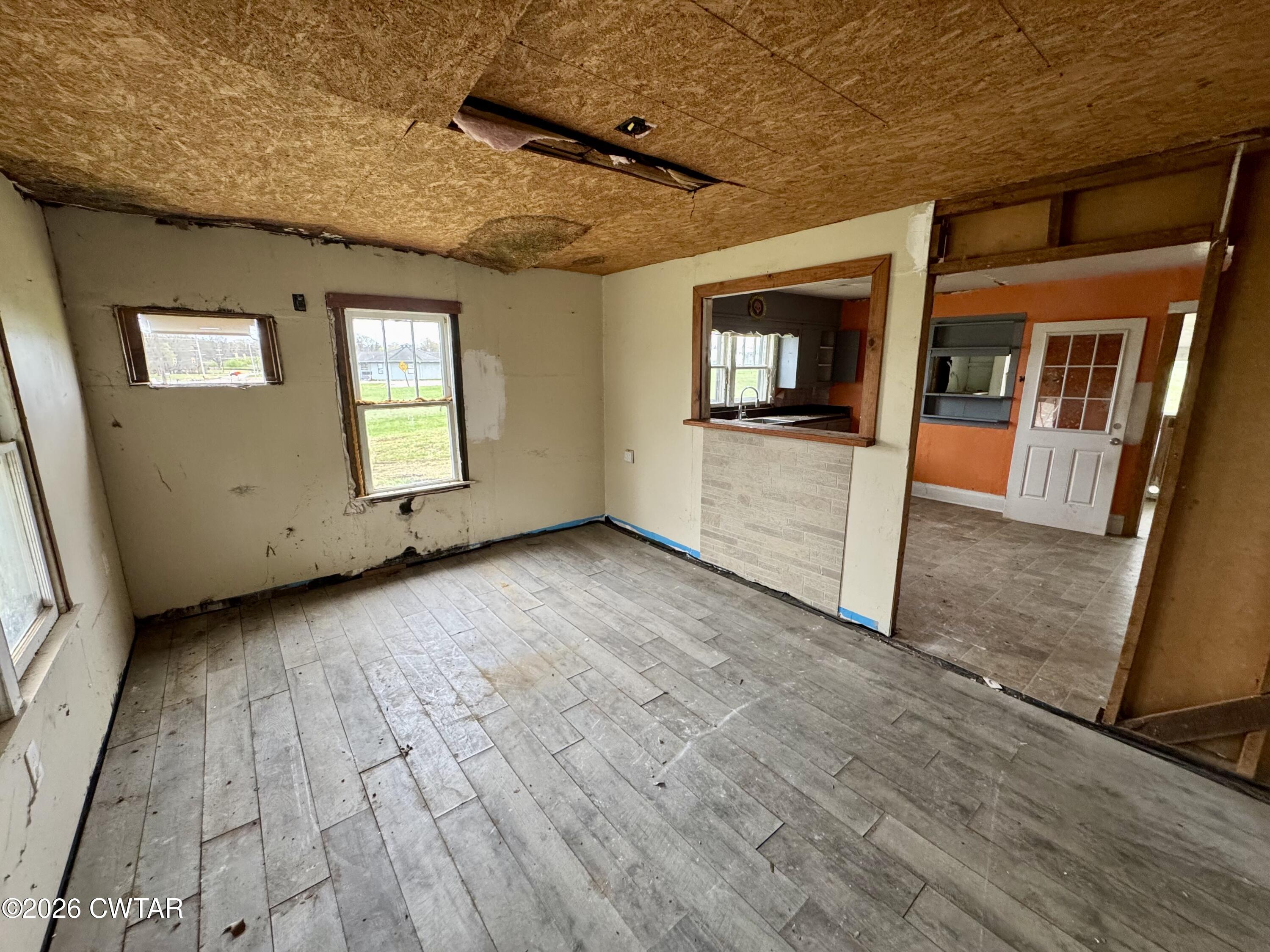 702 Gibson Road Trenton, TN 38382 - Photo 9 of 16 IMG_2307