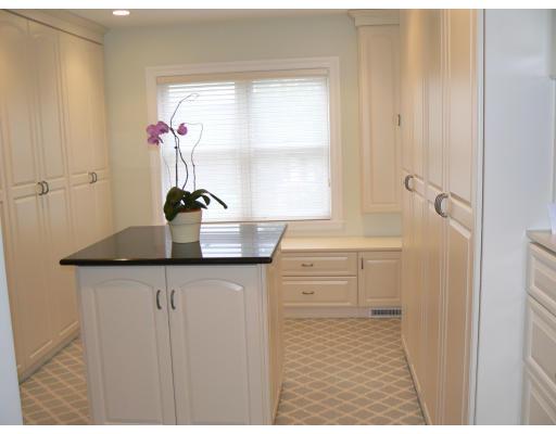 5 Rebecca Road Newton, MA 02465 - Photo 8 of 14 Gallery Image 8