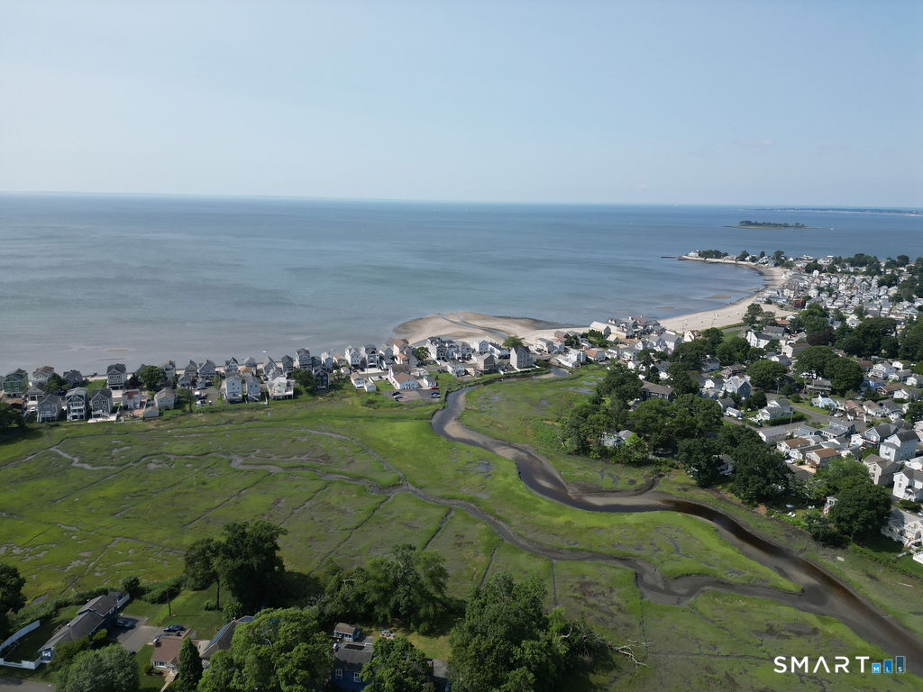 428 Welchs Point Road Milford, CT 06460 - Photo 36 of 40 Gallery Image 36