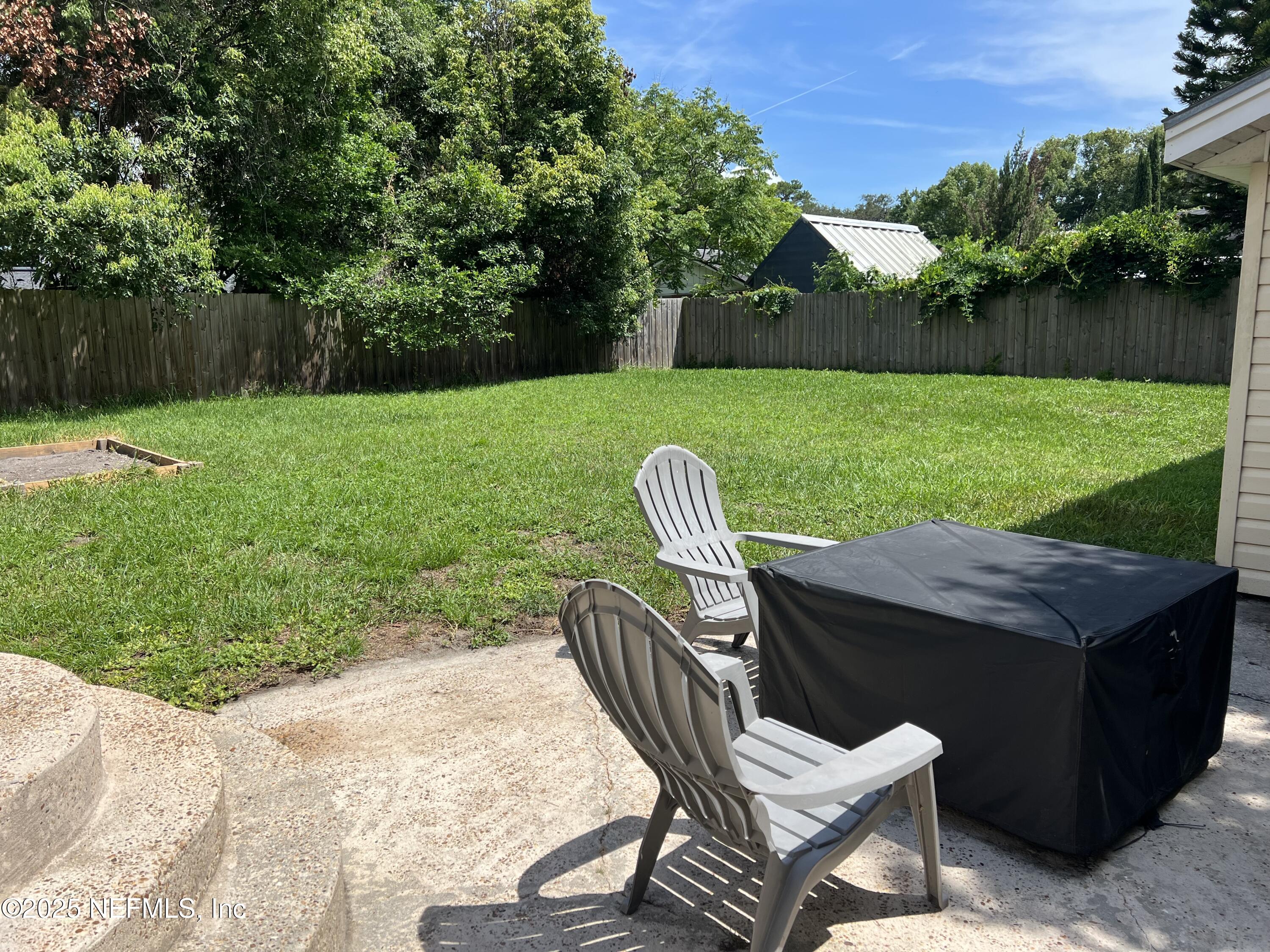 1612 Greenridge Road Jacksonville, FL 32207 - Photo 31 of 34 Fenced backyard