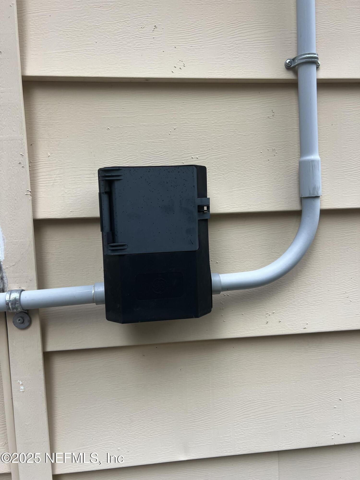 1612 Greenridge Road Jacksonville, FL 32207 - Photo 34 of 34 Bring your EV charger