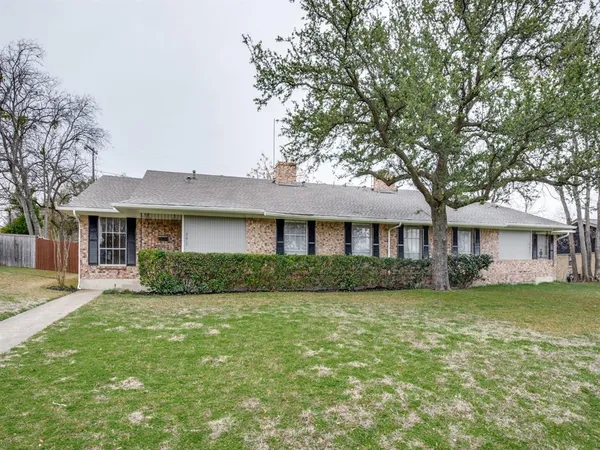 $2,500 | 2617 Forest Grove Drive, Richardson, TX 75080