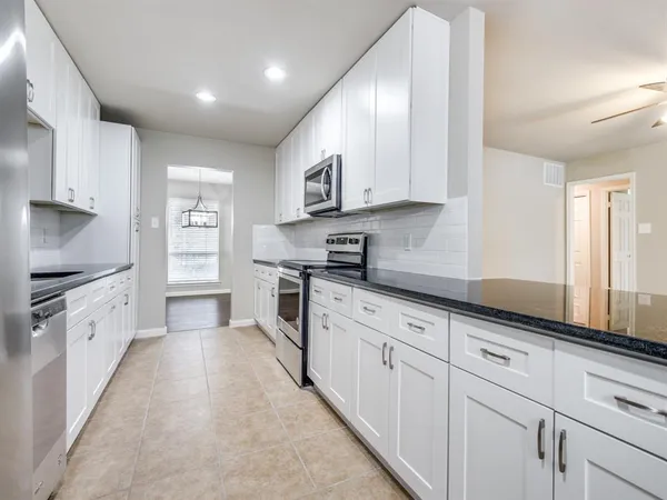 $2,400 | 2617 Forest Grove Drive, Richardson, TX 75080