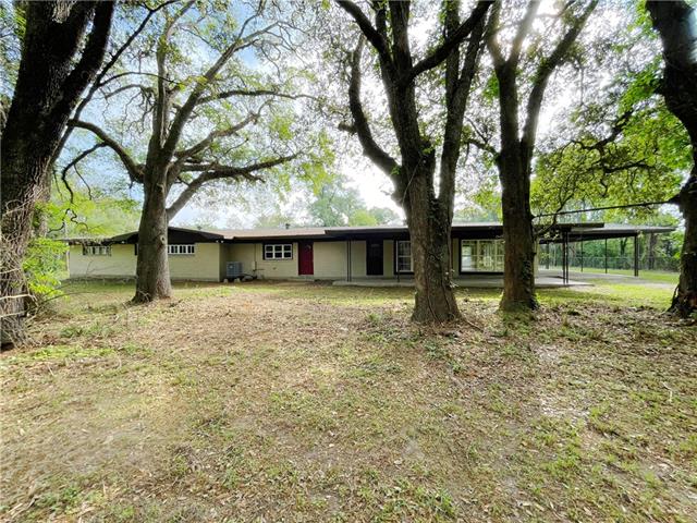 12295 Highway 99 Welsh, LA 70591 - Photo 3 of 24