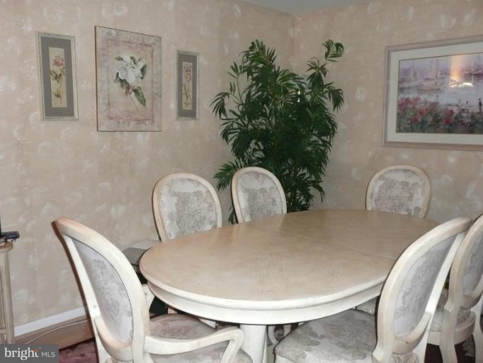 381 Valley Stream Road Severna Park, MD 21146 - Photo 20 of 22 Dining Room
