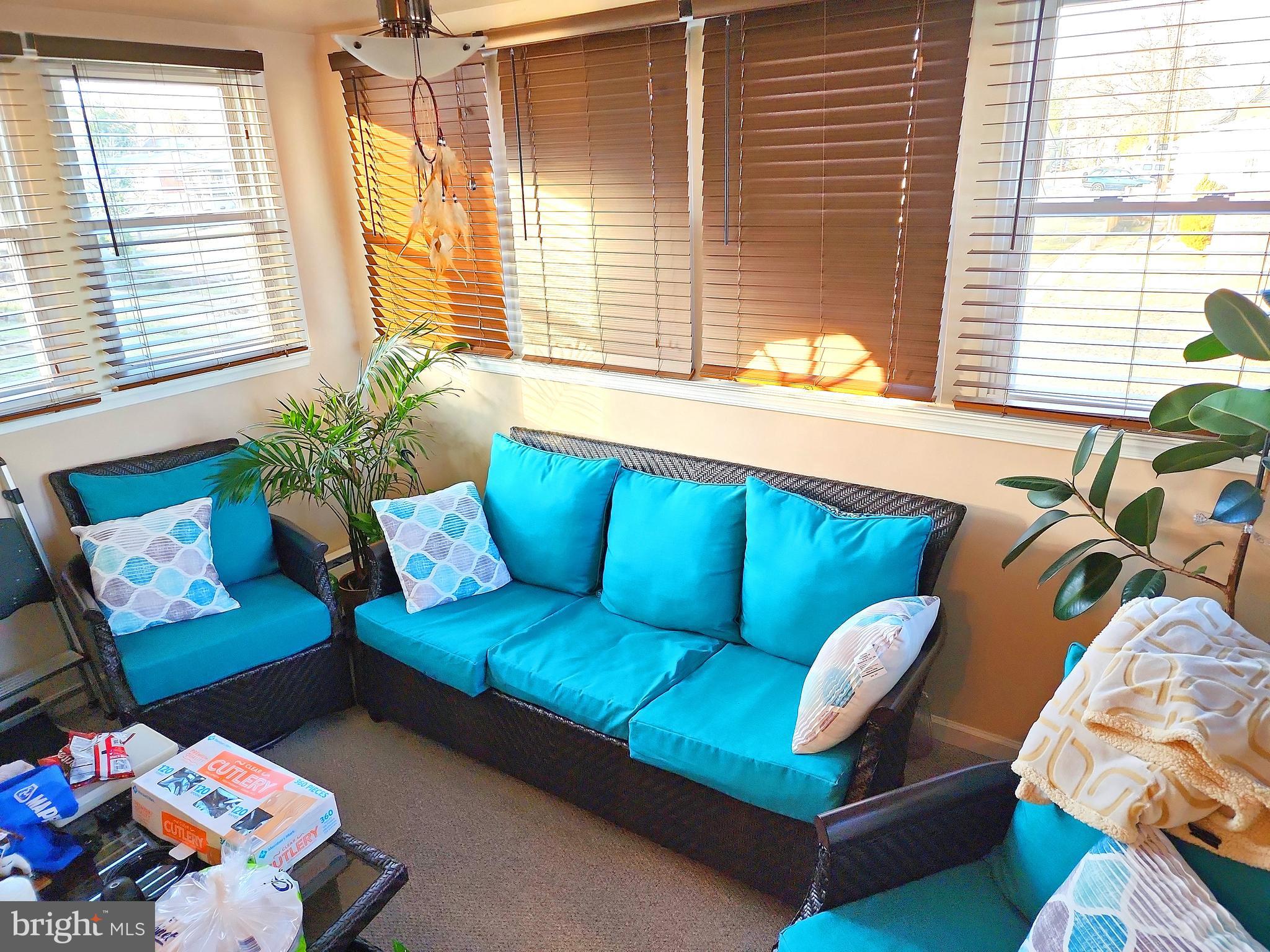 14143 Grayson Road Woodbridge, VA 22191 - Photo 25 of 58 Sun Room, lots of light.