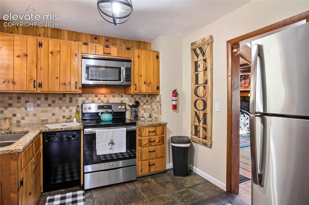 9850 Mohawk Trail Cascade, CO 80809 - Photo 21 of 49