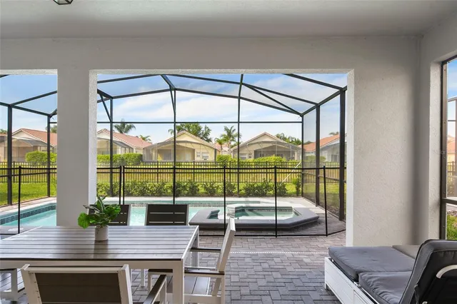 a view of a livingroom with furniture