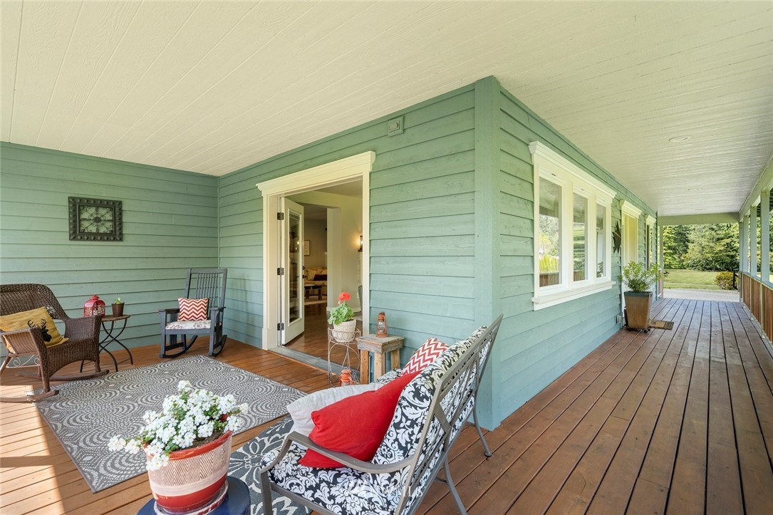 12226 Chain Lake Road Snohomish, WA 98290 - Photo 2 of 25