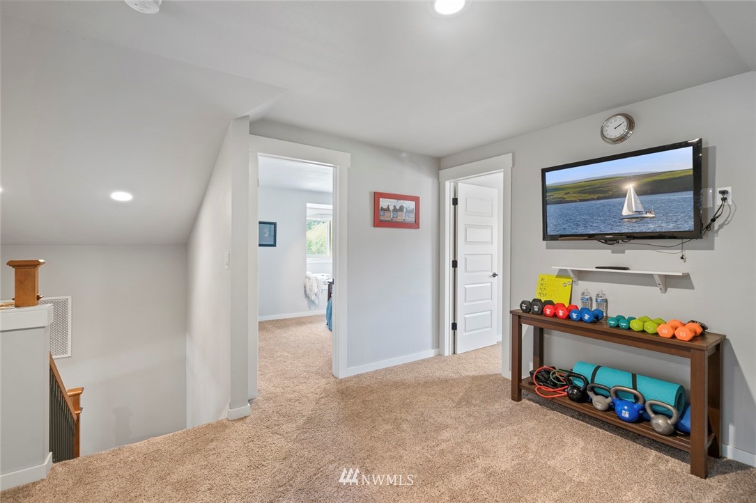 12226 Chain Lake Road Snohomish, WA 98290 - Photo 17 of 25