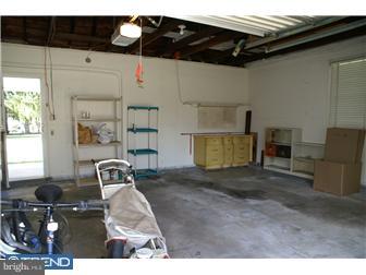 902 Jamestown Road Broomall, PA 19008 - Photo 8 of 12 Garage