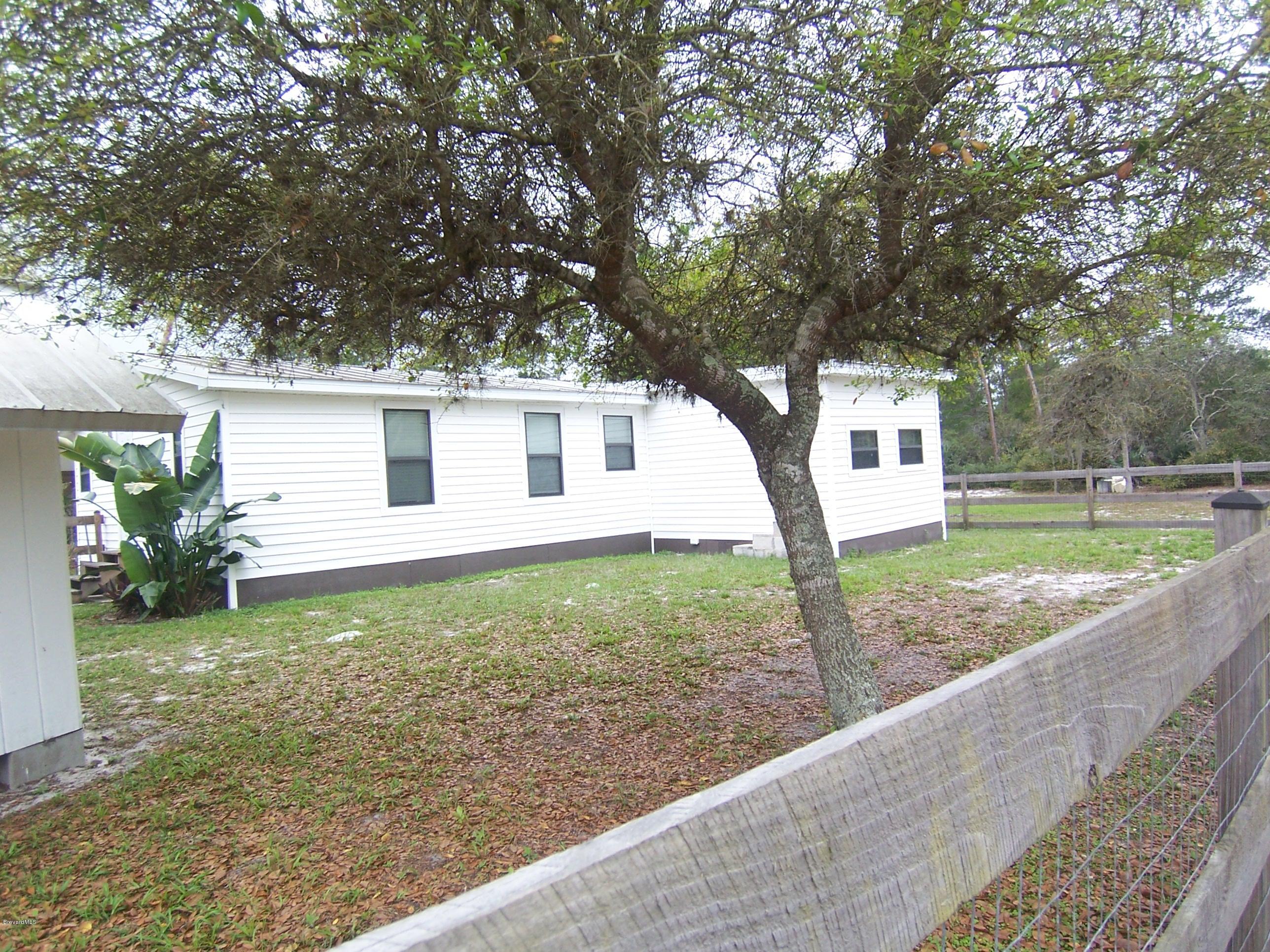 4230 Hog Valley Road Mims, FL 32754 - Photo 4 of 22 101_8558