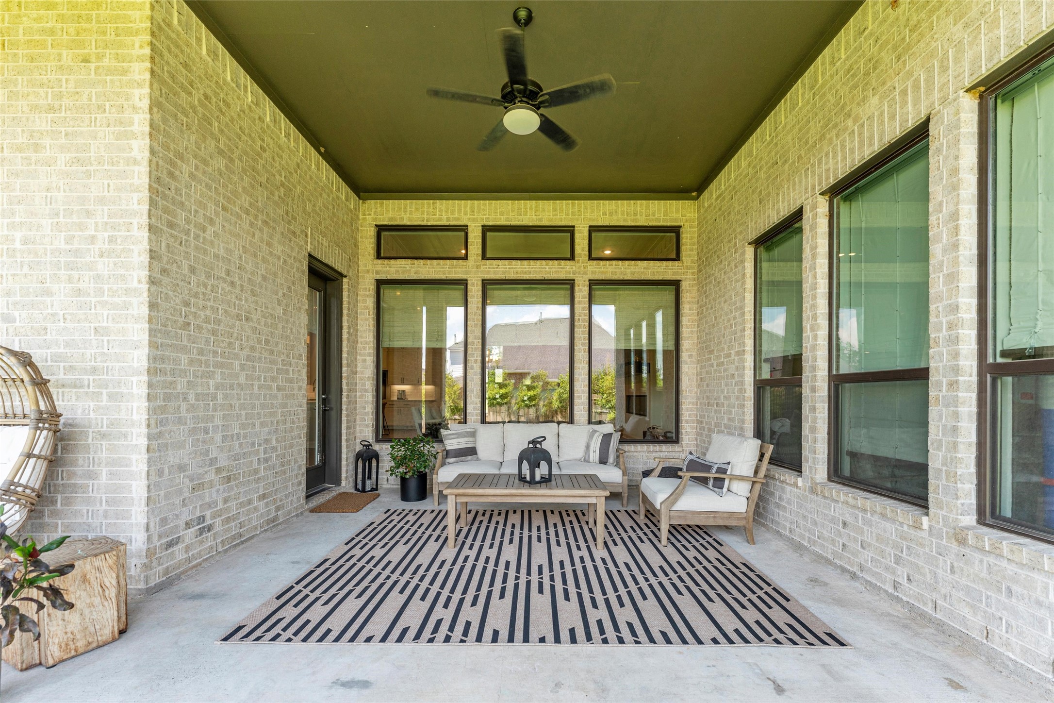 1027 Groveton Ridge Lane Pinehurst, TX 77362 - Photo 47 of 50 Another angle of the rear covered patio