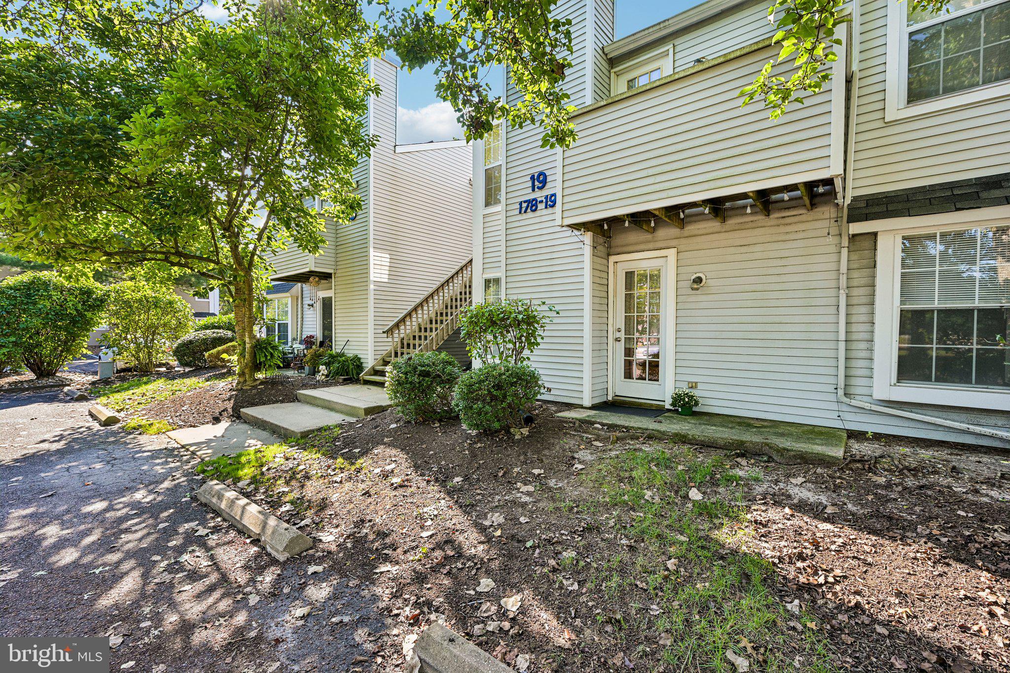 178 Meadow Ridge Road Absecon, NJ 08205 - Photo 3 of 32 Gallery Image 3