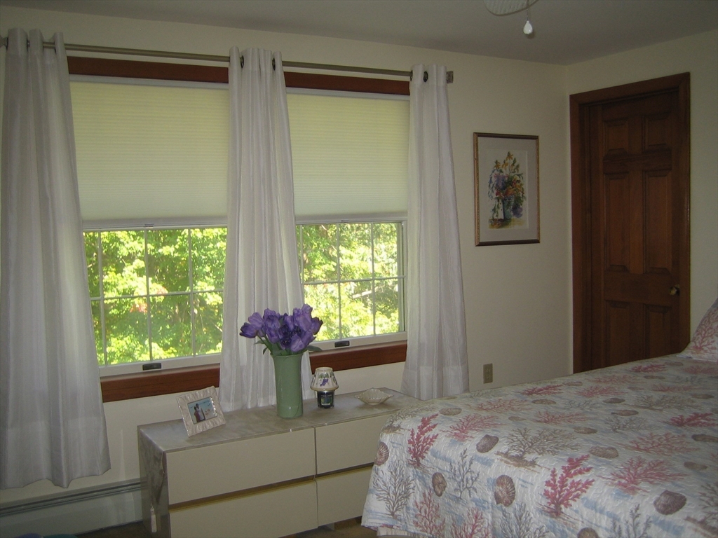 88 Great Woods Road Saugus, MA 01906 - Photo 14 of 38 Gallery Image 14