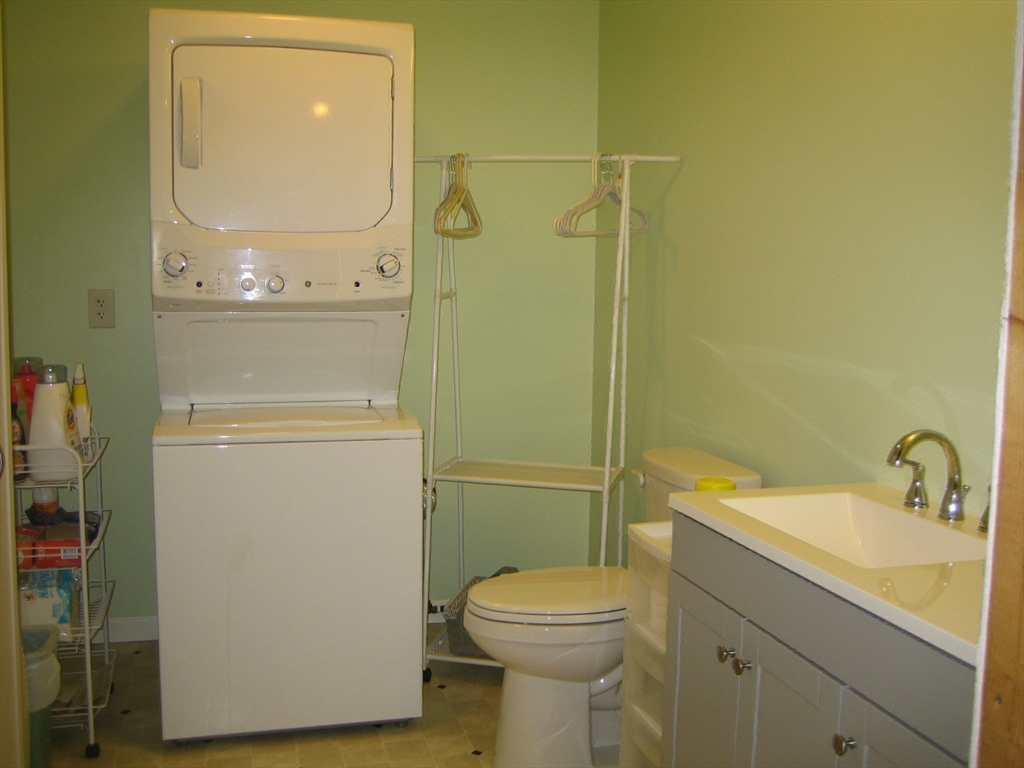 88 Great Woods Road Saugus, MA 01906 - Photo 33 of 38 Gallery Image 33